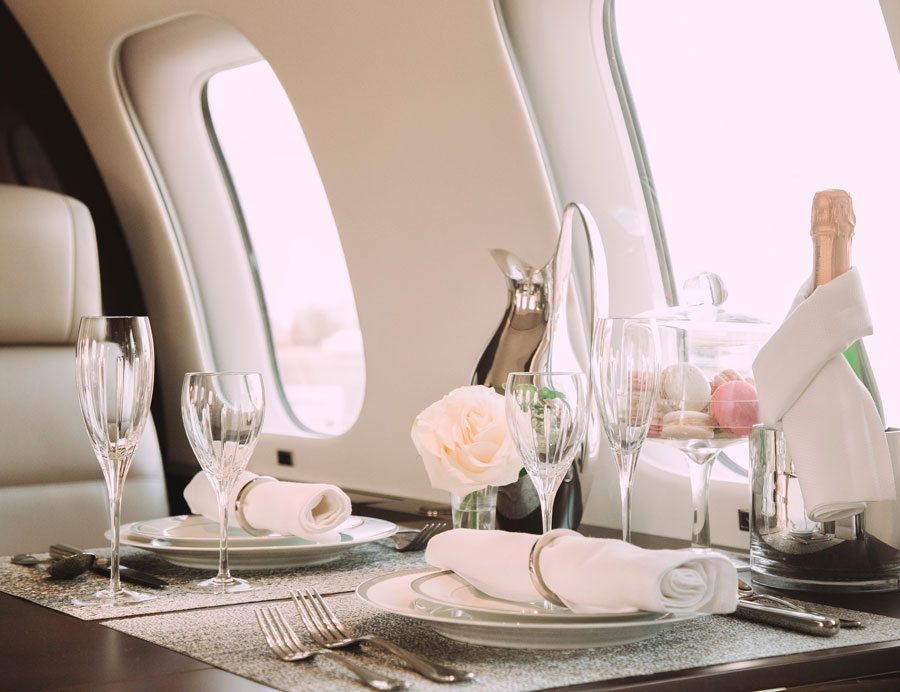 Luxury private jet charter - plane rental