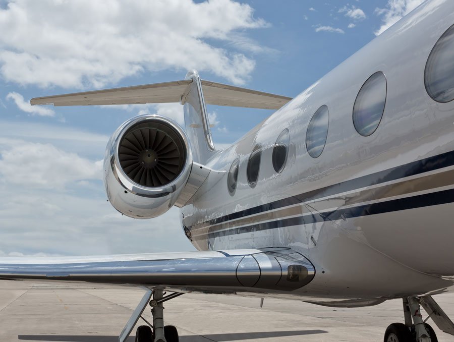 Private aircraft charter services